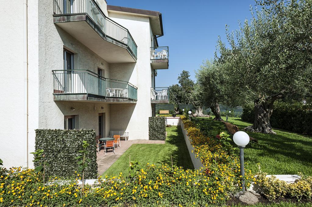 Villa Collina Giardini-Naxos Buitenkant foto